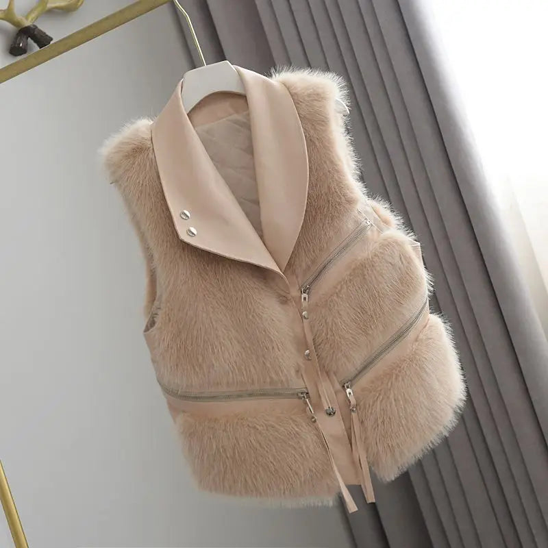 Autumn Winter New Women Fur Grass Coat/Vests V-Neck Solid ButtonZipper/ Simplicity Fashion Luxury Loose/Sleeveless Cardigan Coat.