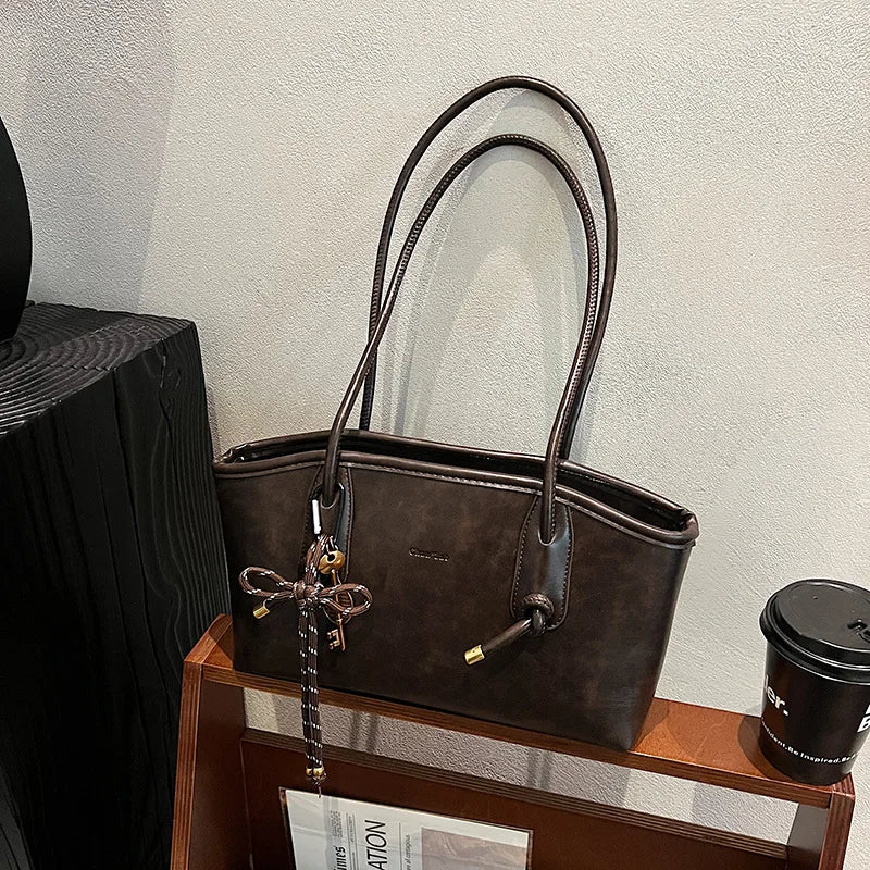 PU Leather Shoulder Bags For Women. Winter Y2K Trend Female Crossbody Bag Lady Handbags And Purses Retro Tote Bag.