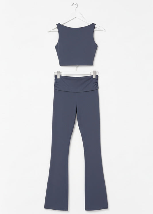High-Waisted Flared Active Pants with Sculpting Fit – Neutral Beige