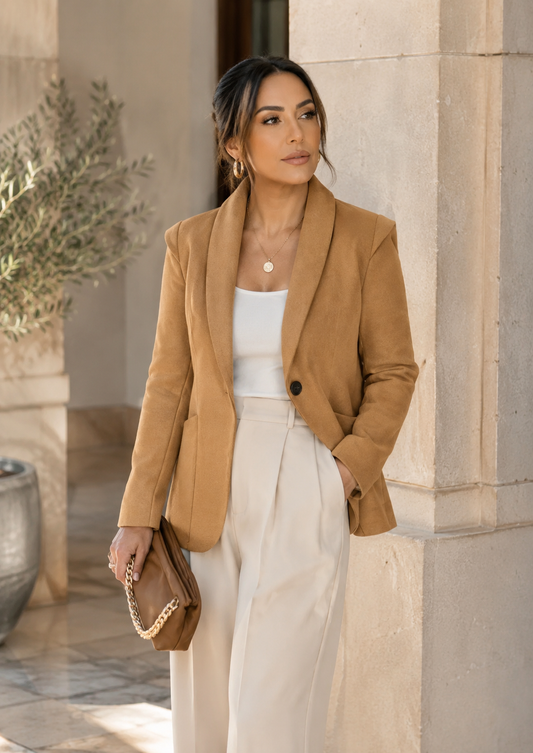 2026 Premium Women’s Slimming Shoulder Pad Suit Jacket – Neutral Style Short Coat ✨