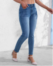 Narrow Thin Straight Leg Jeans/Hot Sale🔥/High Waist Denim Trousers/Daily Fashion/Casual Daily Flared Pants/Zipper Fly With Pocket’s.