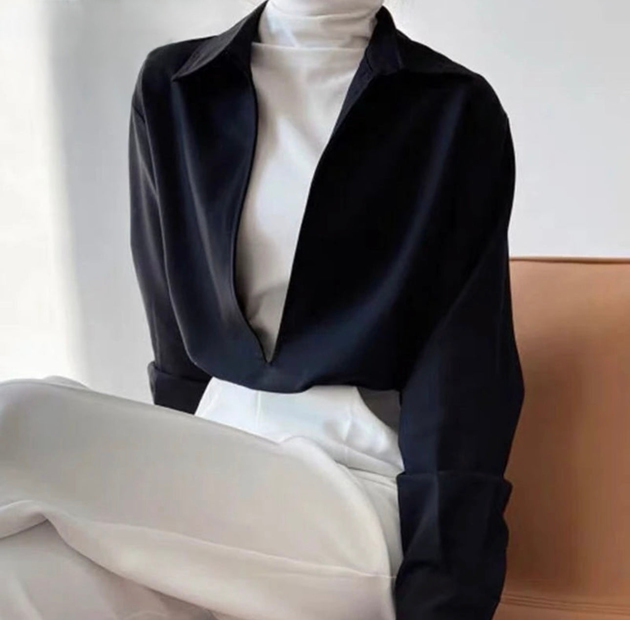 Autumn Simple Corduroy Pullover Shirt/Deep V-neck Long Sleeve Solid All-match Blouse.