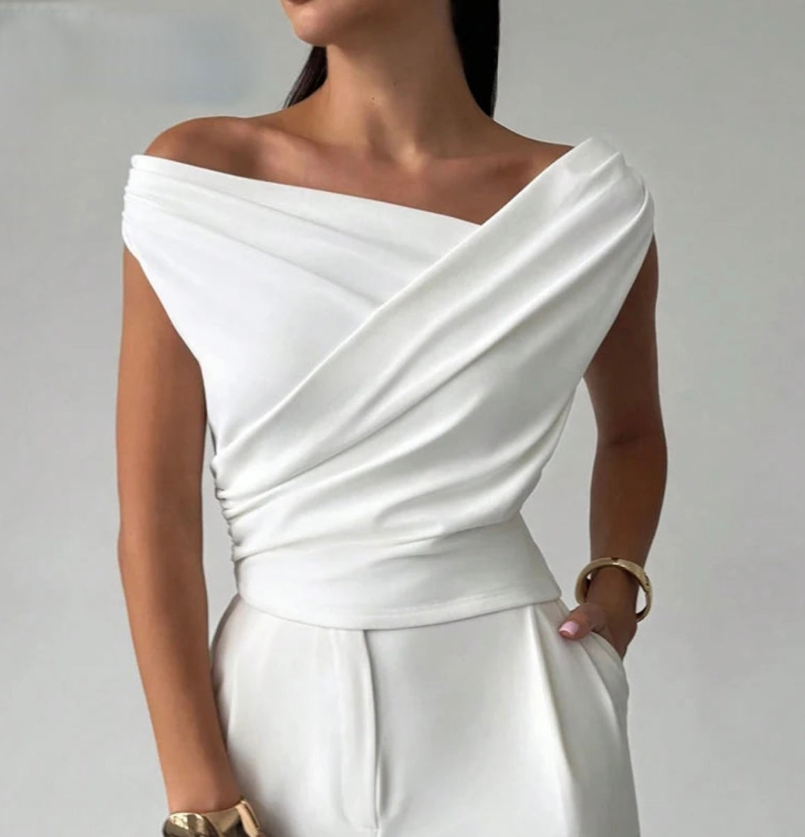 Fashion Simple Office Tops Female Slash Neck Sleeveless T-shirts For Women Elegant Summer Women Shirt White Black