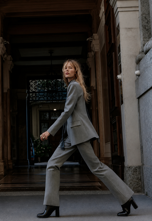 Timeless Tailored Shoulder Pad Blazer | Women’s Slim Fit Single Button French Suit Jacket | Office & Business Chic