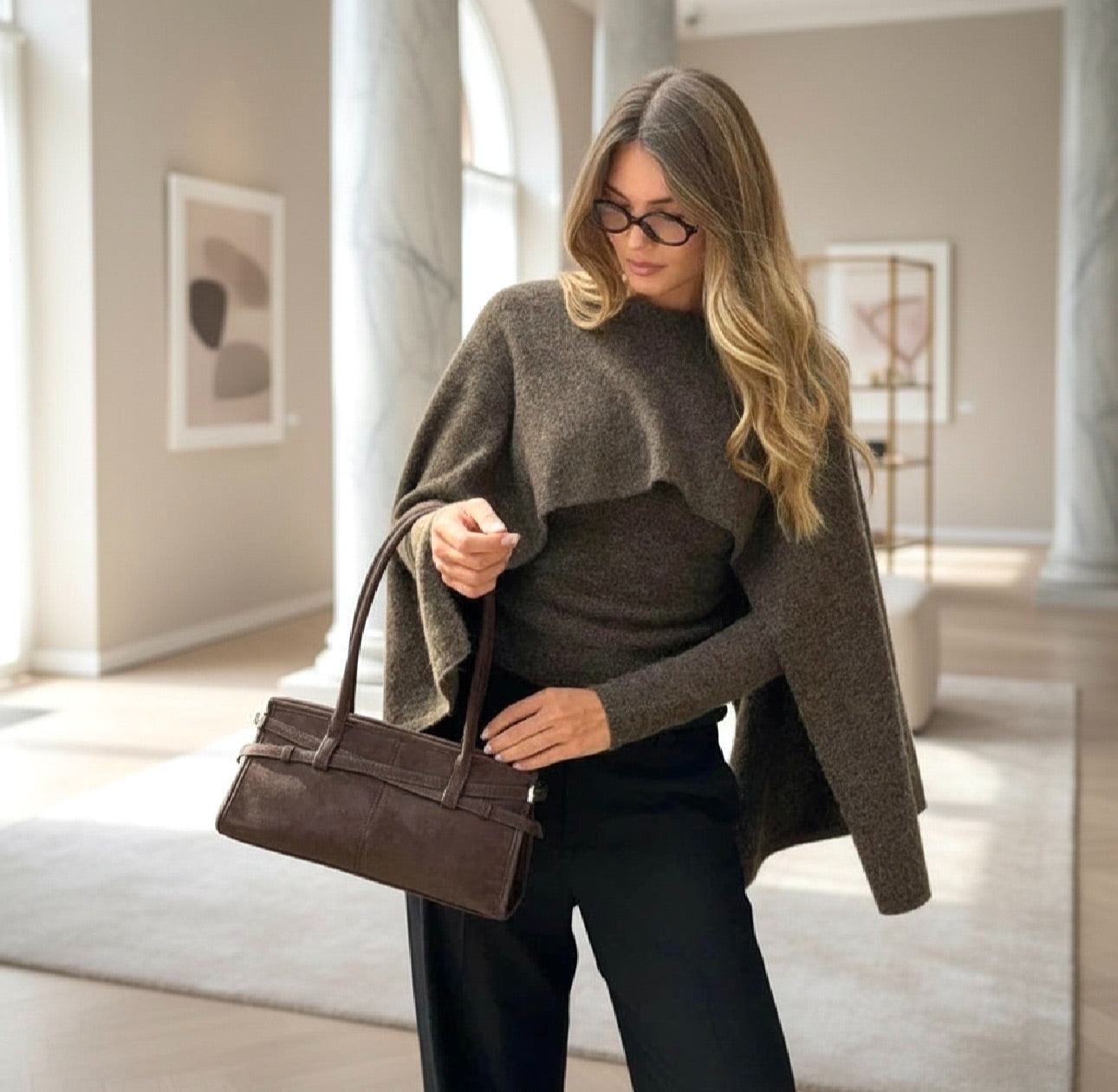 Modern Bat Sleeved Cape Sweater/Round Neck Knitted Pullover/Poncho Style Solid Loose Knitwear Trend.