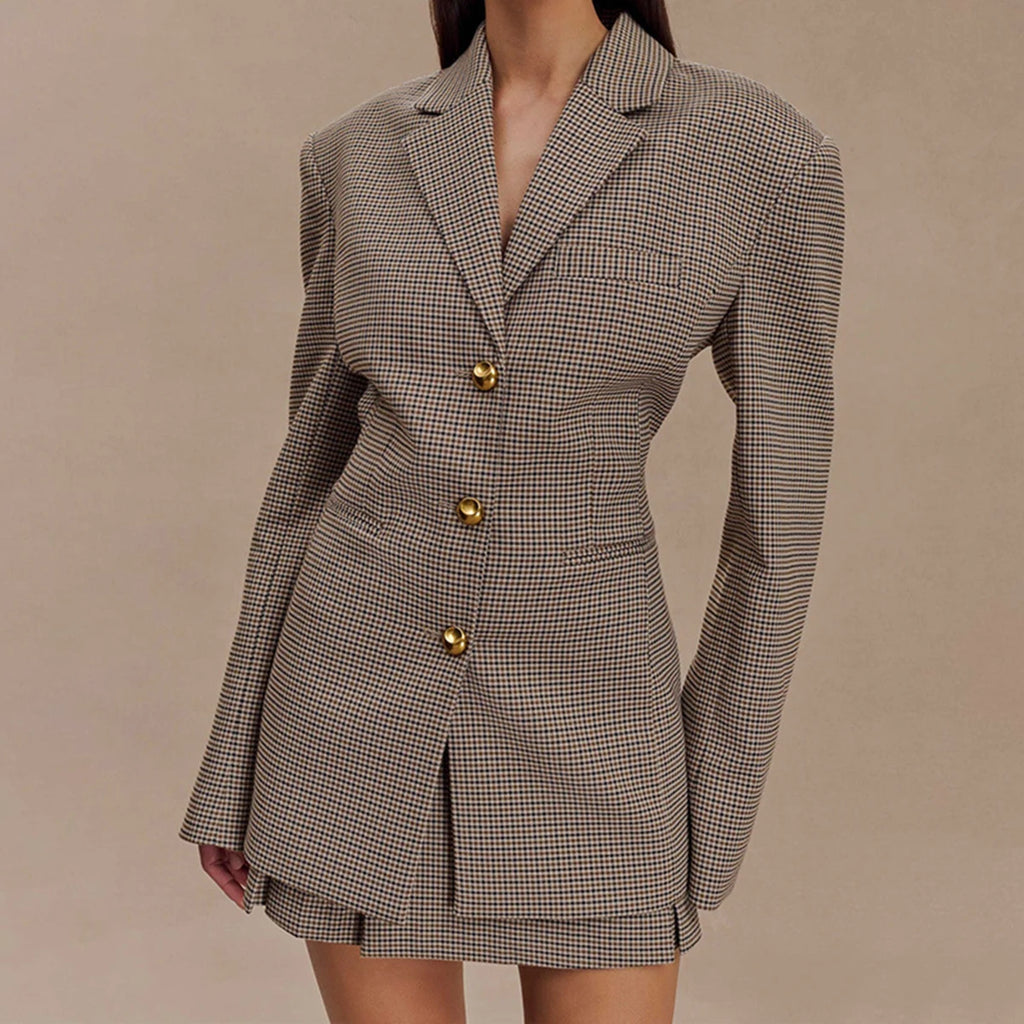 Sophisticated Polished V~Neck Blazer/Aligned Minimalist Fragment Design/Tailored Blazer/Solid Three Button Plaided Blazer/Belt Included.