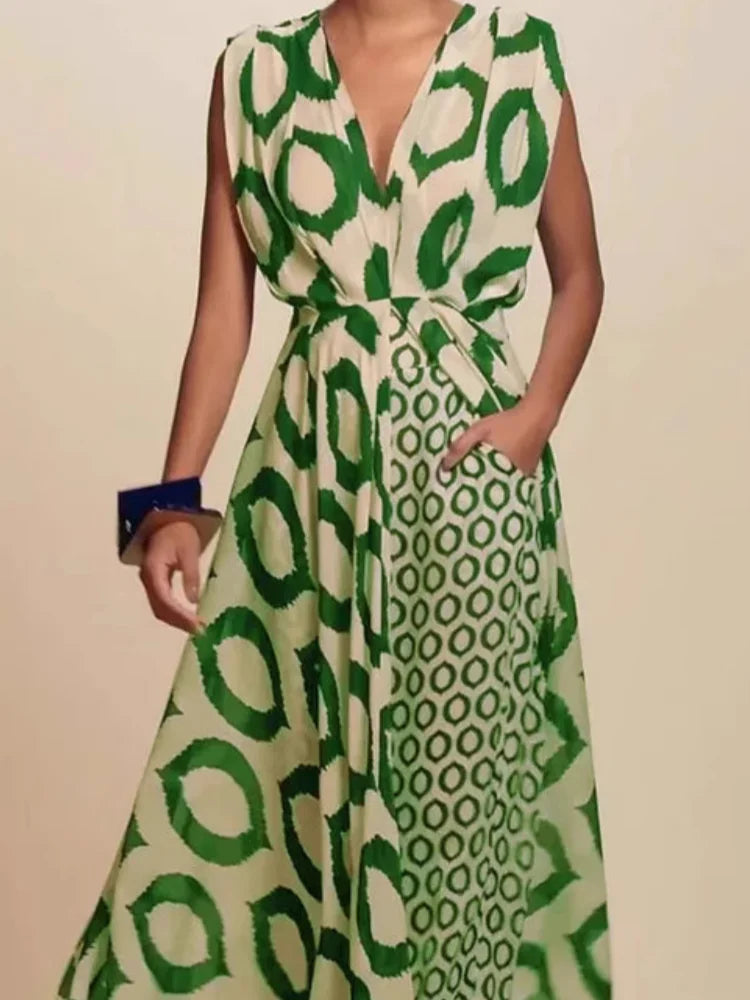 Two-piece Suit Ladies Dress/Printed Sleeveless/V-Neck Lace-Up Top/Slim-Fit Trousers Set.