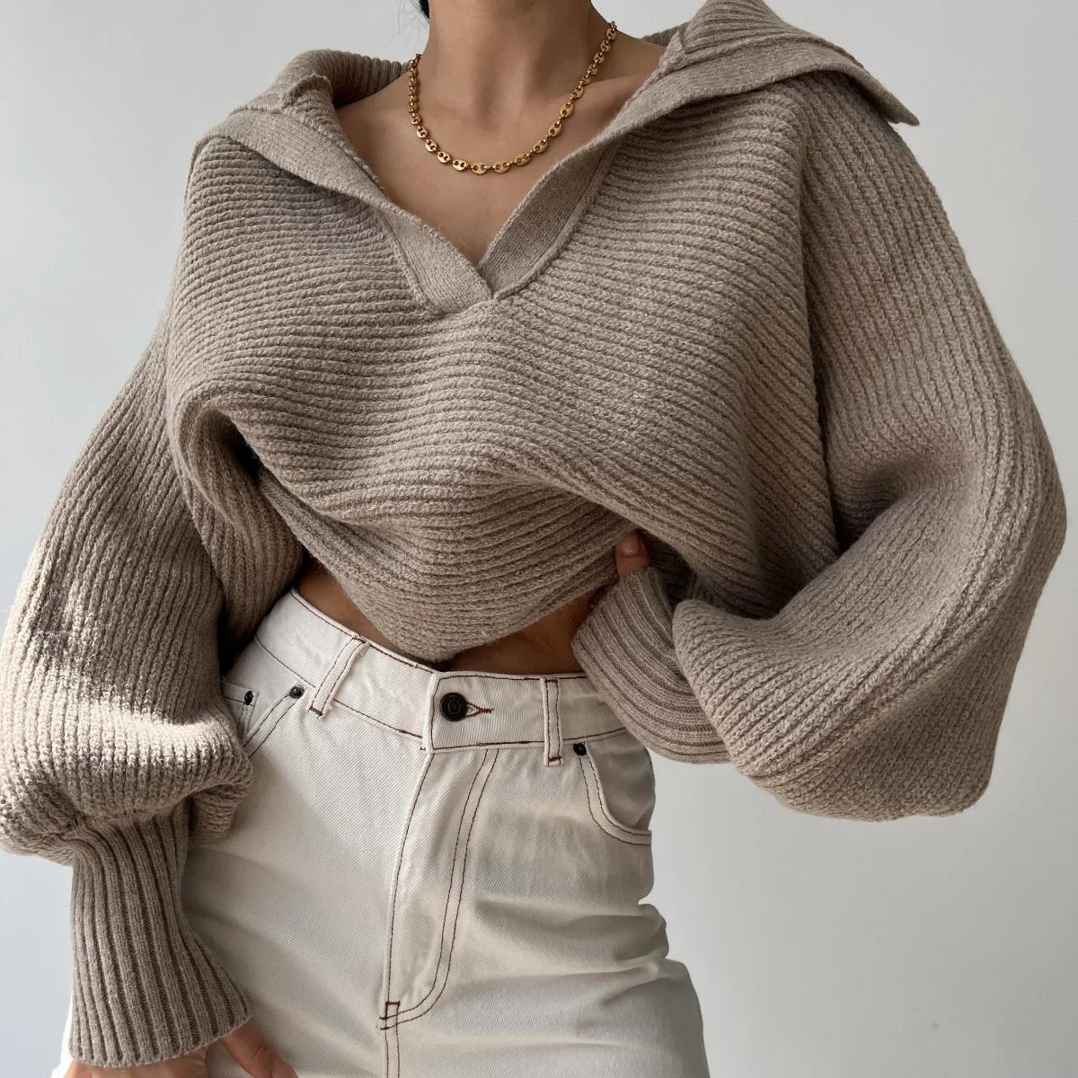 Stylish Cropped V~Neck Sweater/Turn Down Collar Loose Fitted Sweater/Full Sleeve Splice Pullovers Straight Thick Sweater.