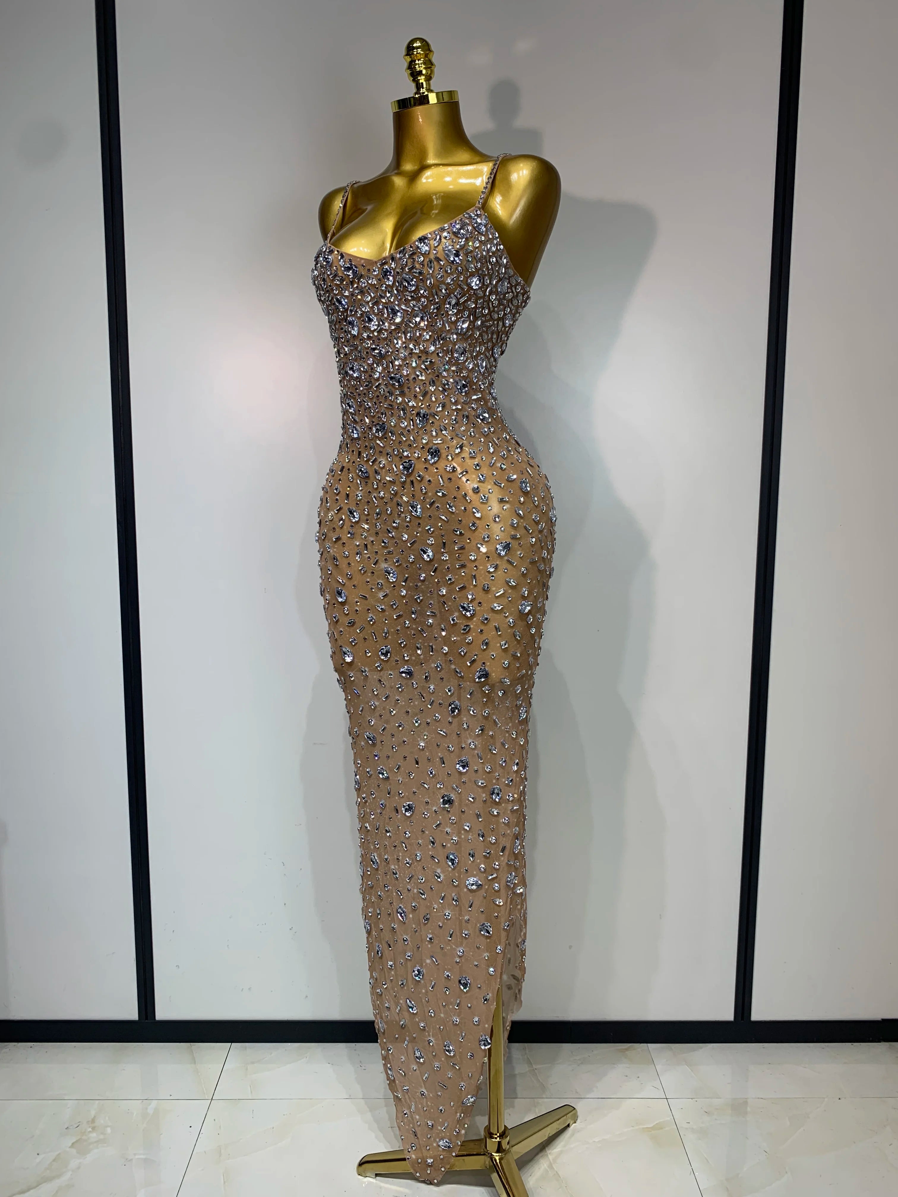 Luxury Rhinestones Sexy Mesh/See Through Bodycon Dress/Women Cocktail party Gown Red Carpet Club Stage Outfit.