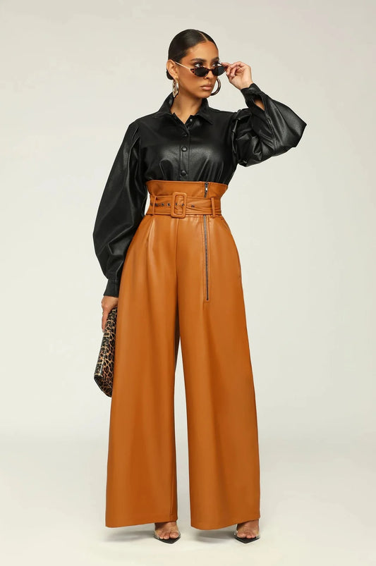 High-Waist Faux Leather Wide-Leg Pants with Belt – Elegant Statement Trousers