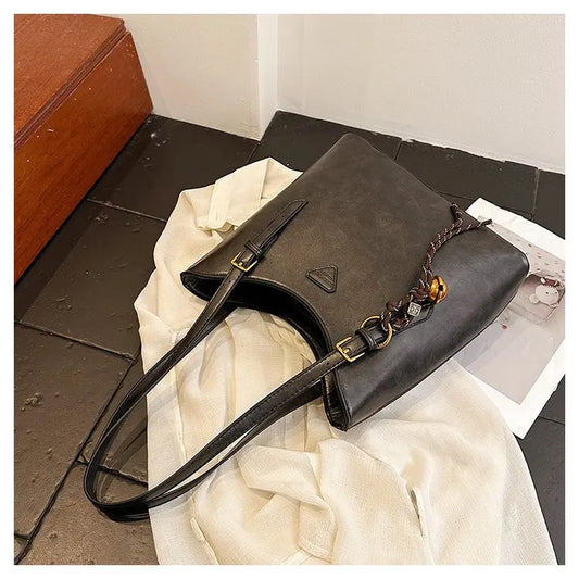Women’s PU Leather Shoulder Tote Bag – Elegant Structured Handbag with Gold-Tone Accents | Modern Blend Boutique