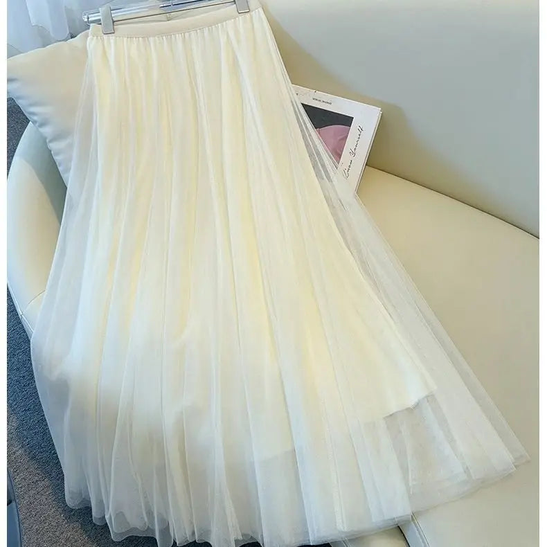 Luxury Cream Bouclé Vest & Tulle Maxi Skirt Set – Elegant Two-Piece Women’s Boutique Outfit