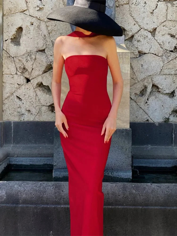 Elegant Halter Neck Bodycon Maxi Dress for Women – Strapless Backless Sleeveless Evening Party Dress | Modern Blend Boutique