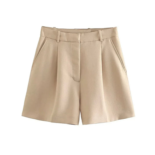 Timeless Tailored Bermuda Shorts – High-Waist Elegant Fit