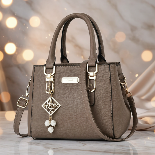 Adjustable Strapped Shoulder Bag/Casual Leather Messenger Bag/Large Capacity Handbag Women's Bag’s/PU Material Soft Structured Tote/Portable Feature.