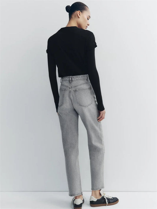 Women’s High-Waisted Straight-Leg Jeans – Classic Relaxed Fit Denim Pants