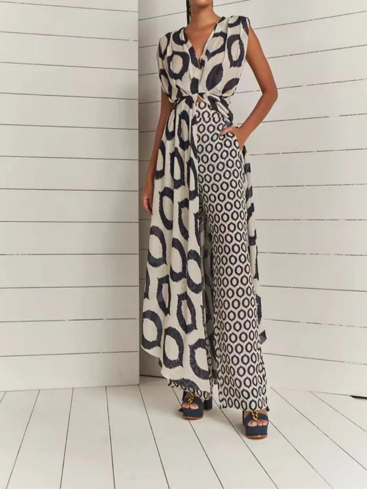 Two-piece Suit Ladies Dress/Printed Sleeveless/V-Neck Lace-Up Top/Slim-Fit Trousers Set.