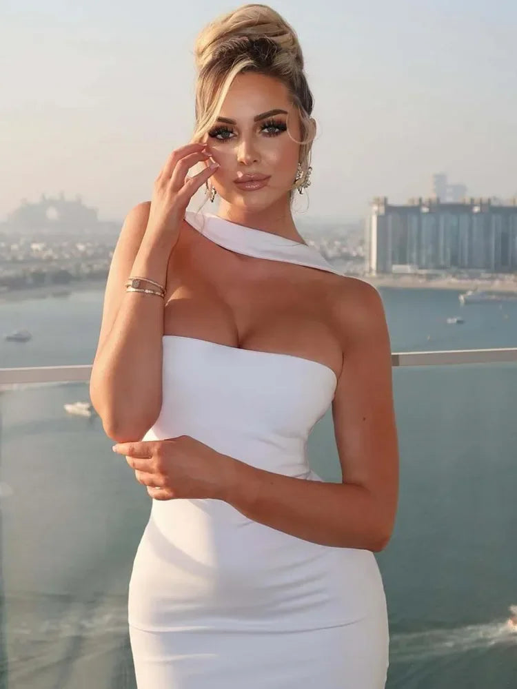 Elegant Halter Neck Bodycon Maxi Dress for Women – Strapless Backless Sleeveless Evening Party Dress | Modern Blend Boutique