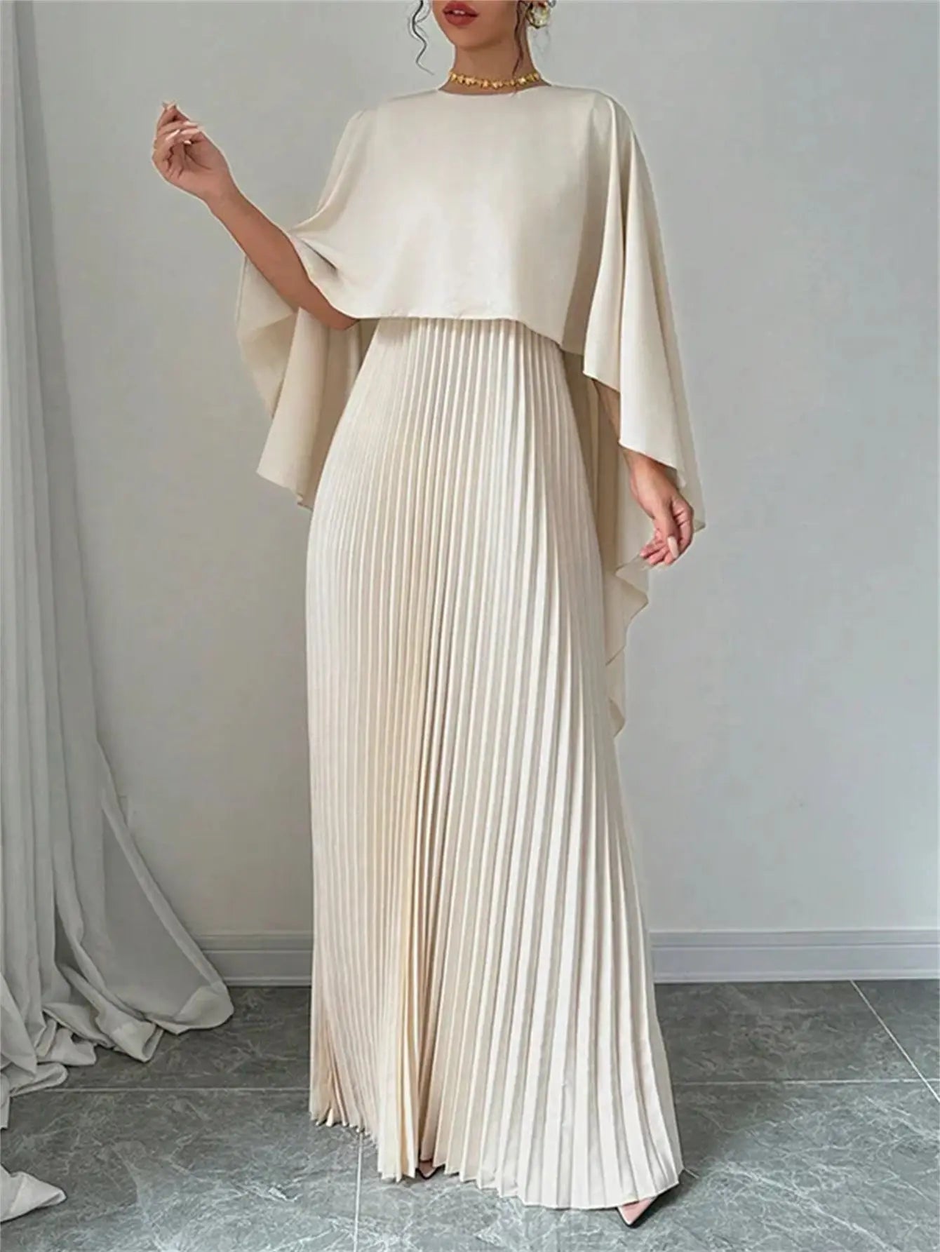 Effortlessly Elegant Cape Dress/Women's Bat Sleeve Curling Irregular Elegant Seven Inch Sleeve Long Dress.