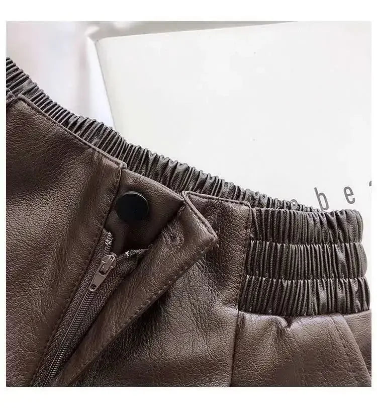 Women’s Boutique Style High-Waist Leather Shorts – Loose Fit Wide-Leg Faux Leather Pants/Versatile Fall Fashion