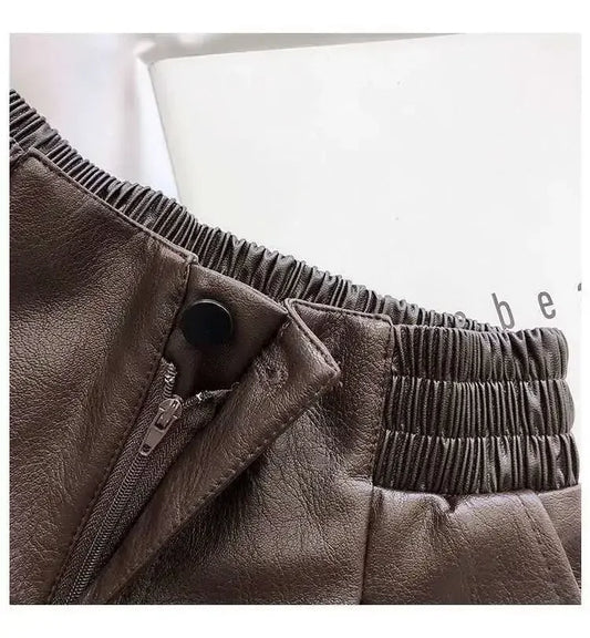 Women’s Boutique Style High-Waist Leather Shorts – Loose Fit Wide-Leg Faux Leather Pants/Versatile Fall Fashion