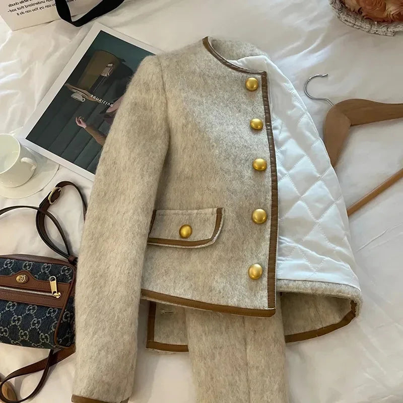 Elegant Cream Wool Cropped Jacket for Women – Vintage-Inspired Button Front Coat