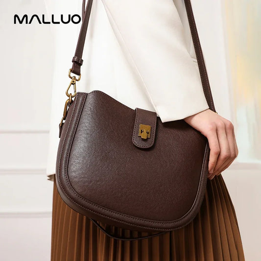 Vintage Luxe Shoulder Bag – Timeless Minimalist Edition