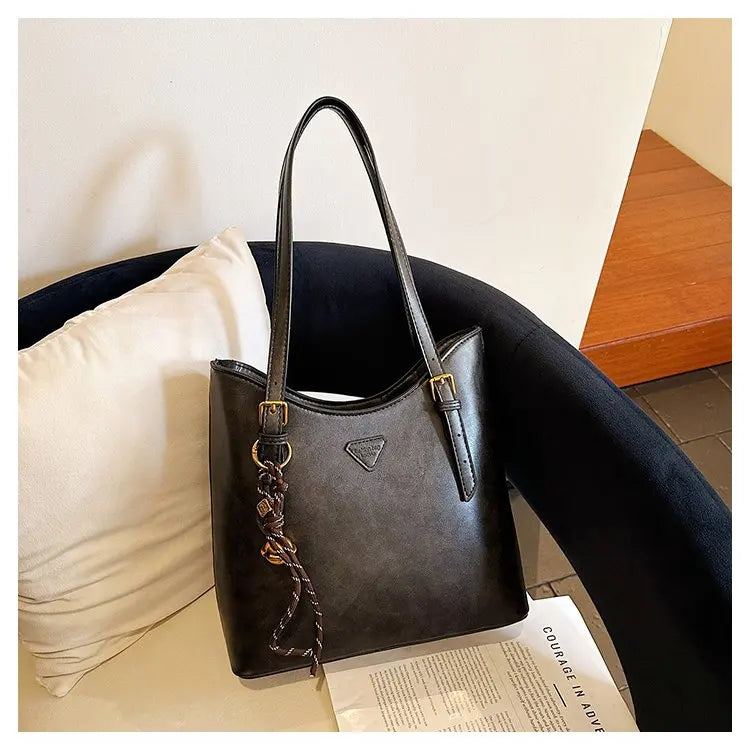 Women’s PU Leather Shoulder Tote Bag – Elegant Structured Handbag with Gold-Tone Accents | Modern Blend Boutique