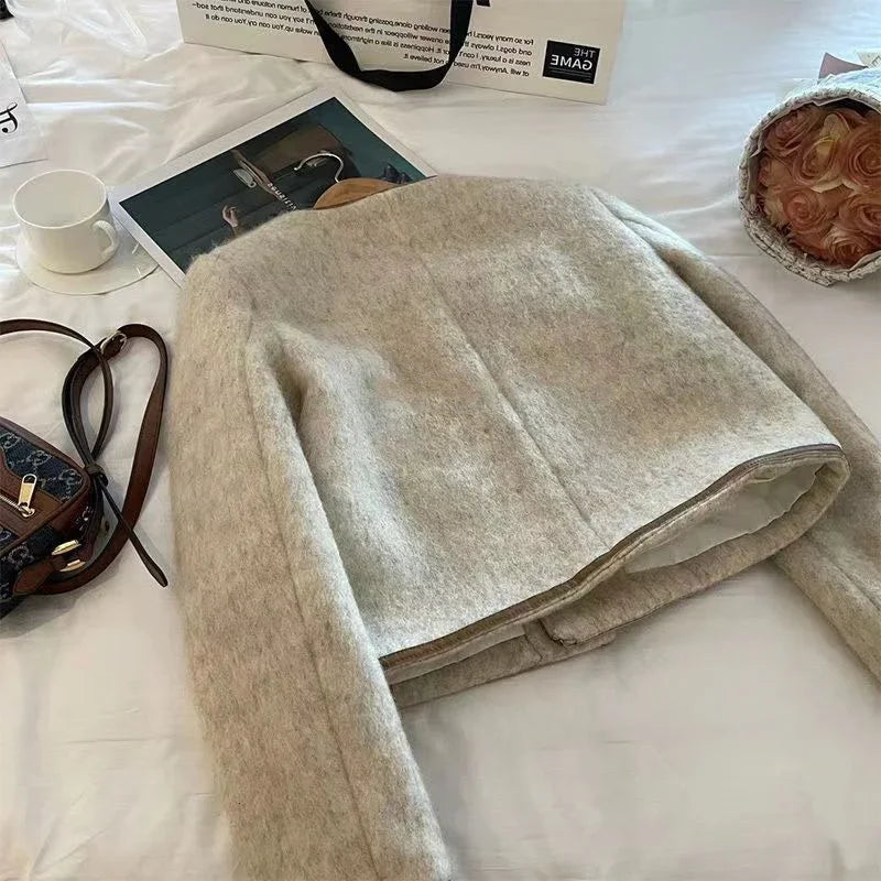 Elegant Cream Wool Cropped Jacket for Women – Vintage-Inspired Button Front Coat