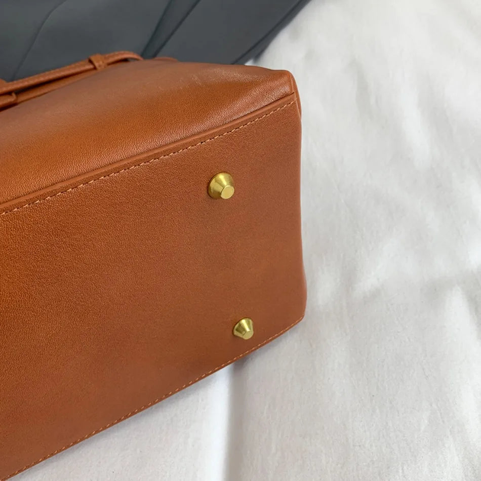 Luxury Large Capacity Tote Bag for Women – Elegant PU Leather Designer Work Handbag