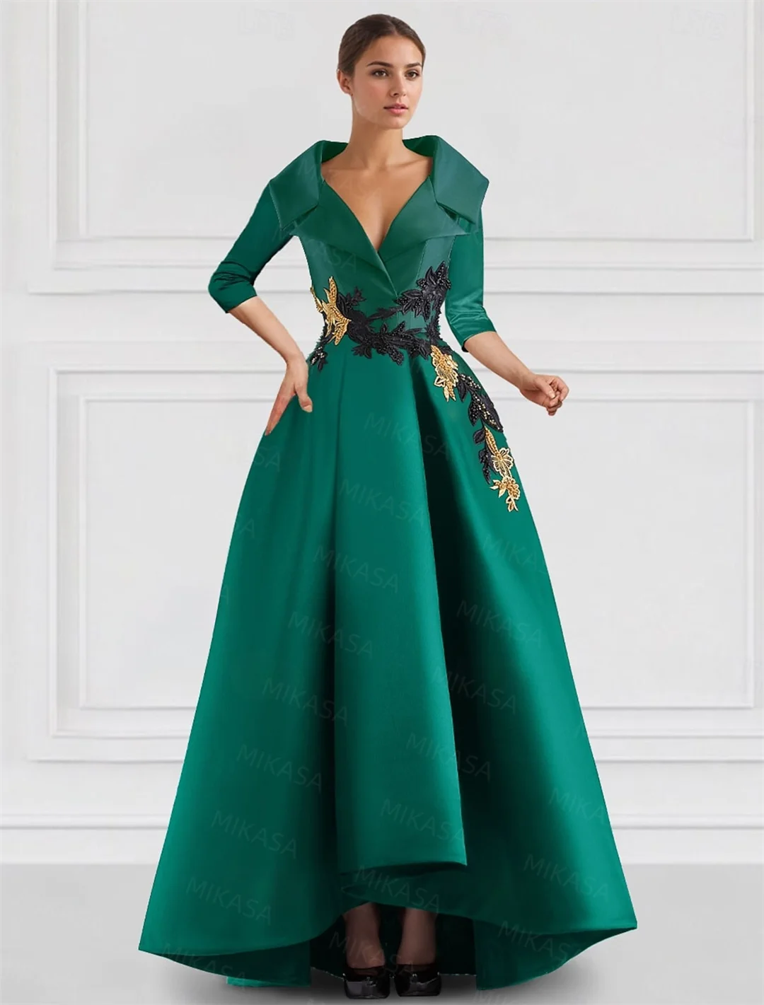 Elegant A Line Vintage Gown/Modern Three Quarter Sleeves V~Neck Dress/Party Gowns With Appliqué’s/Pockets Irregular Ruffles.