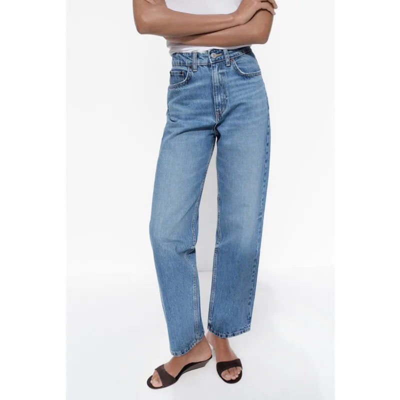 Women’s High-Waisted Straight-Leg Jeans – Classic Relaxed Fit Denim Pants