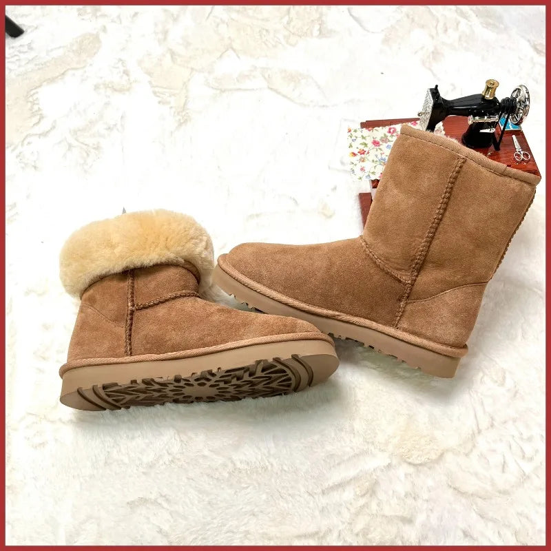 Women's Fur Integrated Snow Boots High-Quality Sheepskin and Wool Chestnut Color Simple and Versatile Black Gray Warm, Durable