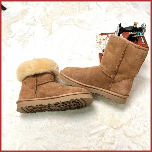 Women's Fur Integrated Snow Boots High-Quality Sheepskin and Wool Chestnut Color Simple and Versatile Black Gray Warm, Durable