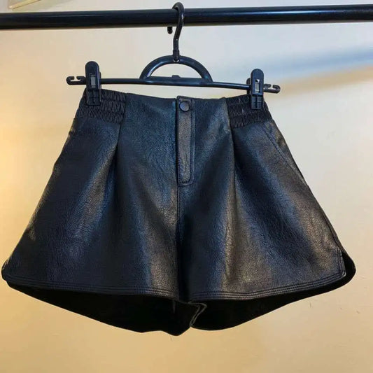 Women’s Boutique Style High-Waist Leather Shorts – Loose Fit Wide-Leg Faux Leather Pants/Versatile Fall Fashion