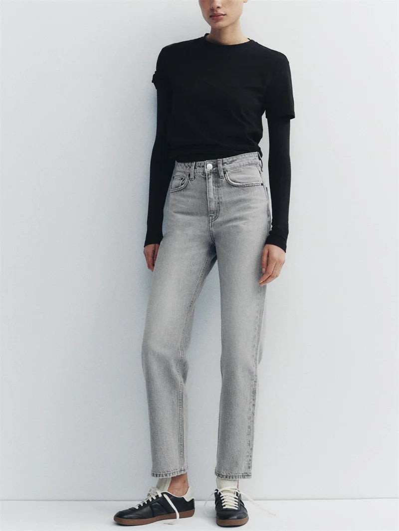Women’s High-Waisted Straight-Leg Jeans – Classic Relaxed Fit Denim Pants
