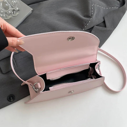 Luxury Heart Handle Mini Handbag – Structured Crossbody & Clutch Purse with Metallic Top Handle