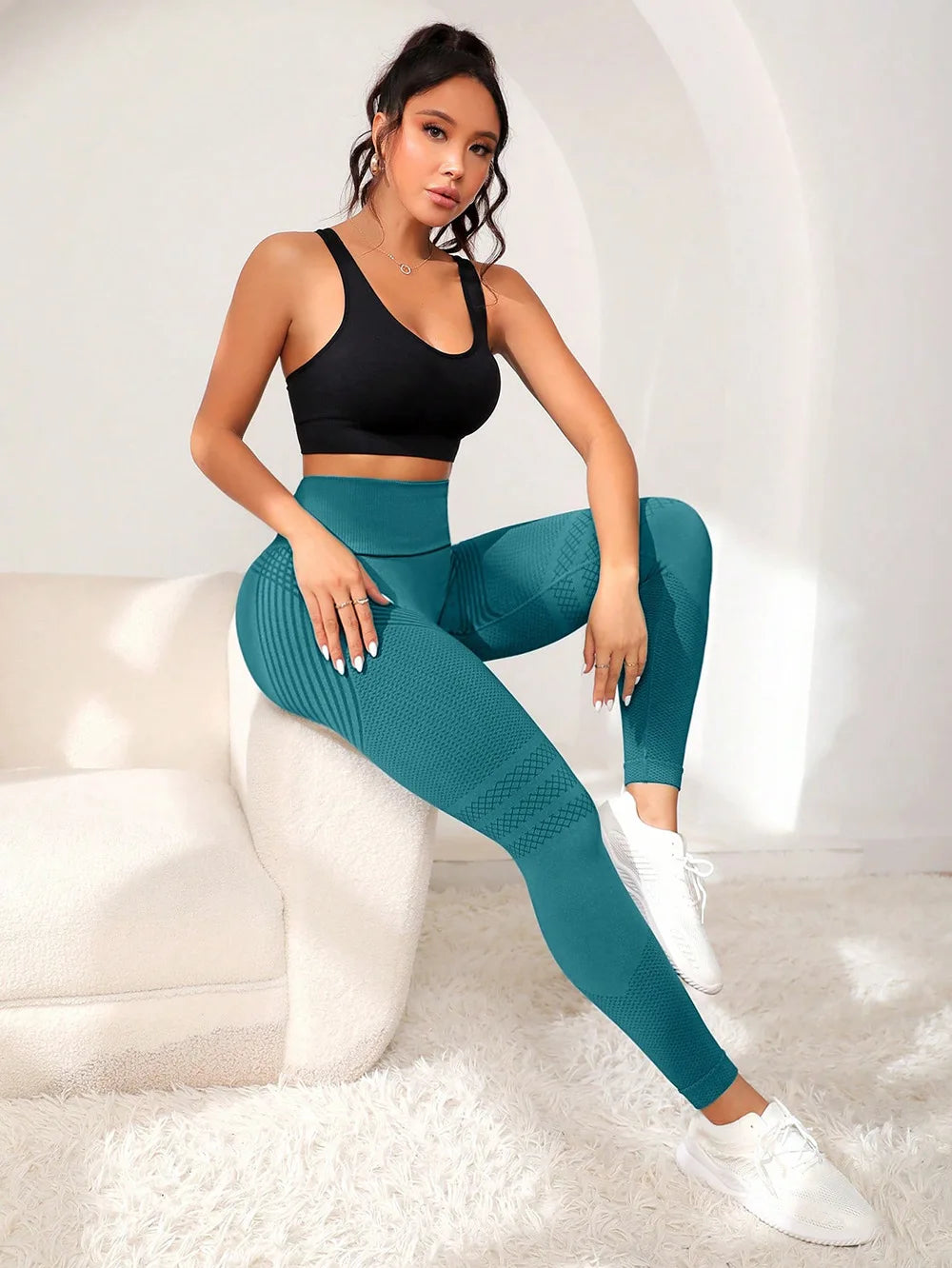 Sport’s  Pants With Sexy Lines Lifting Buttock’s/Sports Tight Pants Women's High Waisted Elastic Fitness Running Yoga Pants.