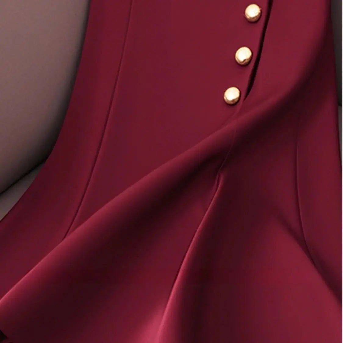 New Fashion Temperament/Mermaid Slim High Waist  Single/Breasted Solid /Color Office Lady Elegant Skirts High End/Button designed.