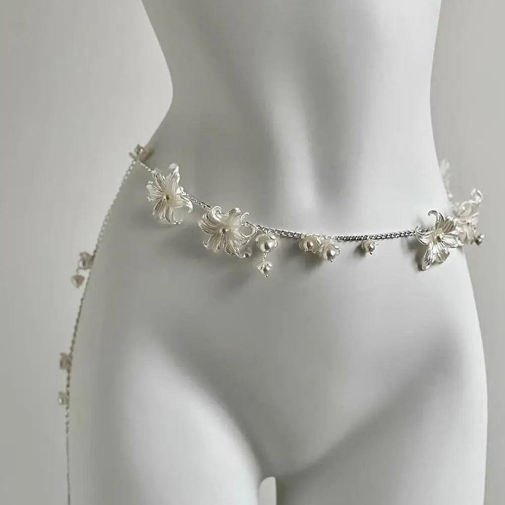 Retro Multilayer Pearl Belt/Waist Chain Belt For Women/Stylish Body Jewelry Accessories.