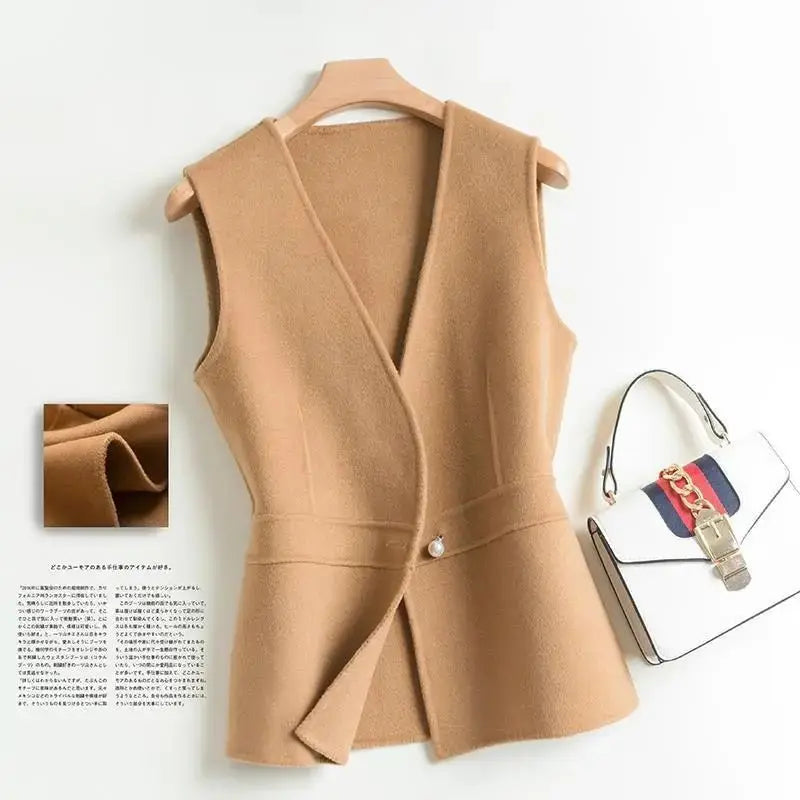 Solid Versatile Autumn Woolen Solid/Western Commuting Loose/Comfortable Clothing Women Vests.
