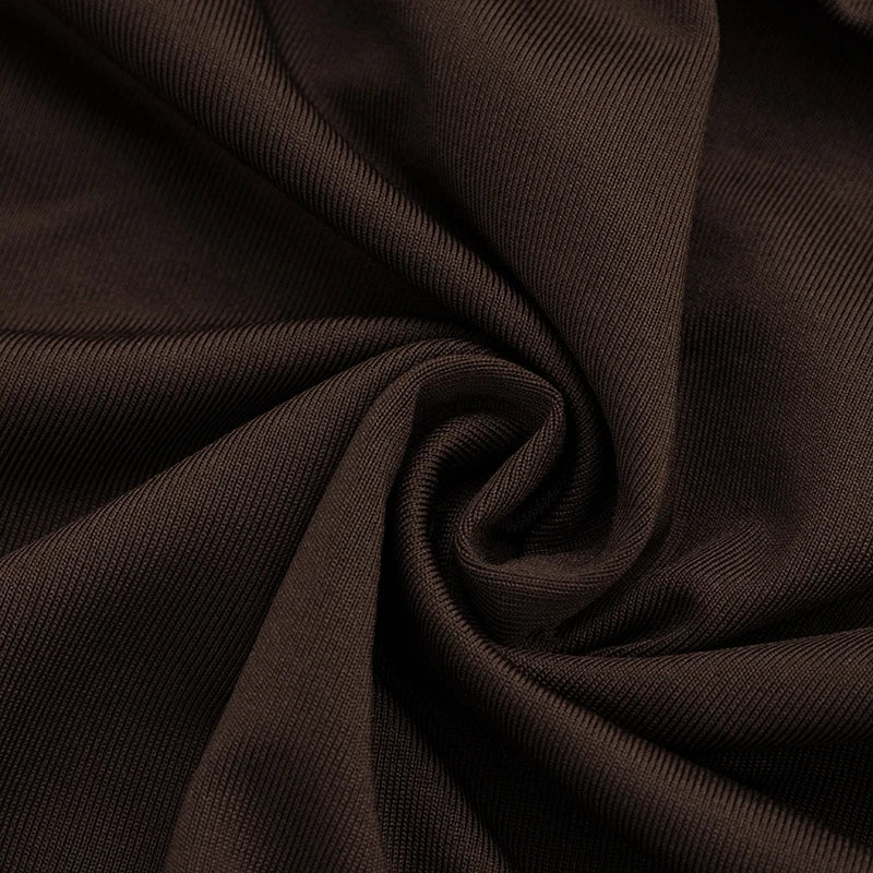 Timeless allure. Sculpted femininity. An unforgettable entrance