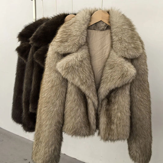 Faux Fox Fur Jacket/Autumn Winter Coat’s/Warm Luxury Fur Long Sleeve Artificial Fur Overcoat.