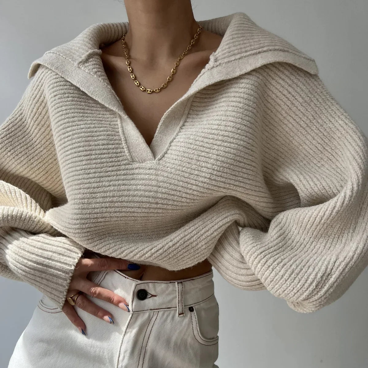 Stylish Cropped V~Neck Sweater/Turn Down Collar Loose Fitted Sweater/Full Sleeve Splice Pullovers Straight Thick Sweater.