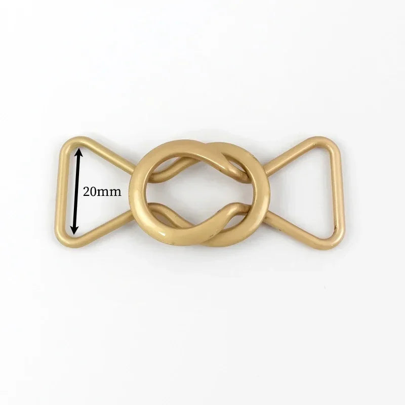 The Signature Cinch™ | Gold Dress & Garment Styling Clasp
