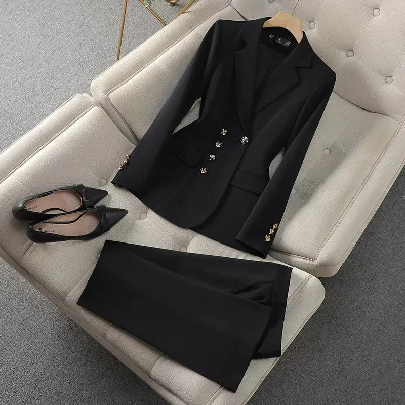 Women’s Elegant Tailored Blazer & Trouser Suit Set – Executive Workwear