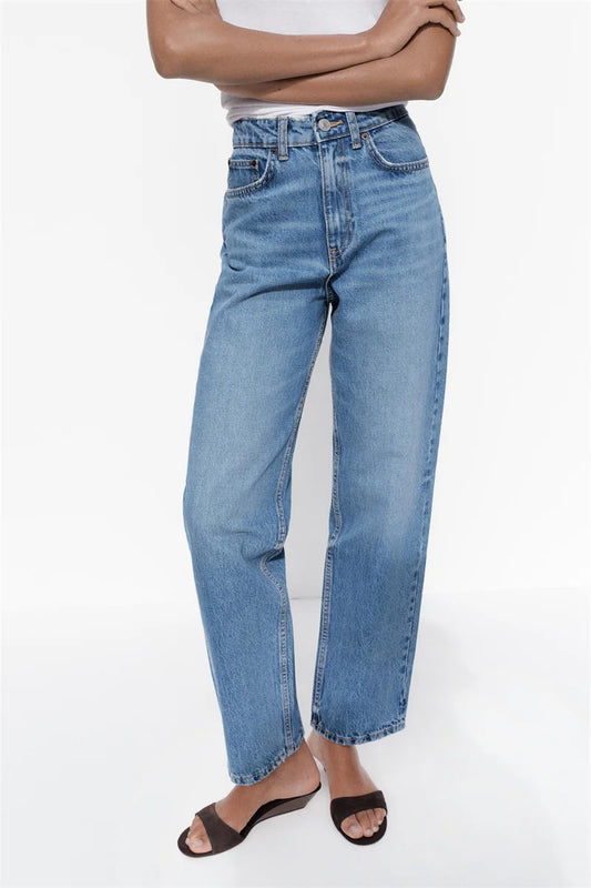 Women’s High-Waisted Straight-Leg Jeans – Classic Relaxed Fit Denim Pants