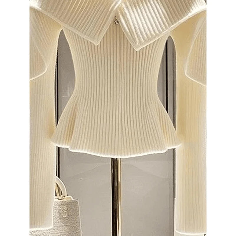 Luxury turn down collar/Wool knitted Sweater/Solid Style High End Design/Sense Niche Thin lapel Fit/Autumn Season wear.