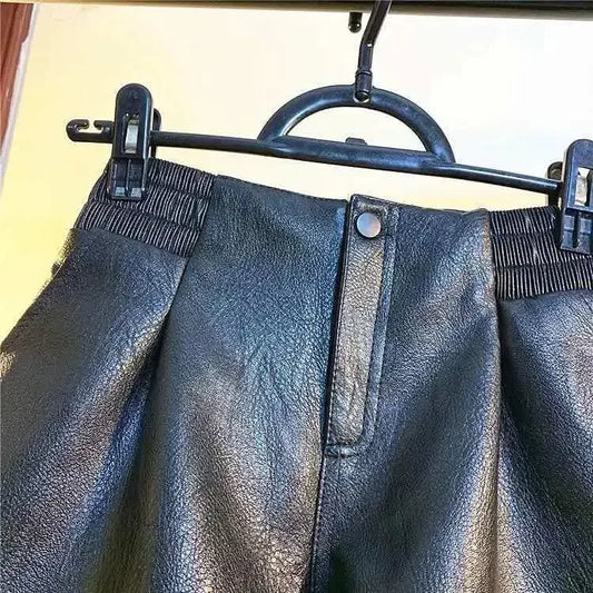 Women’s Boutique Style High-Waist Leather Shorts – Loose Fit Wide-Leg Faux Leather Pants/Versatile Fall Fashion