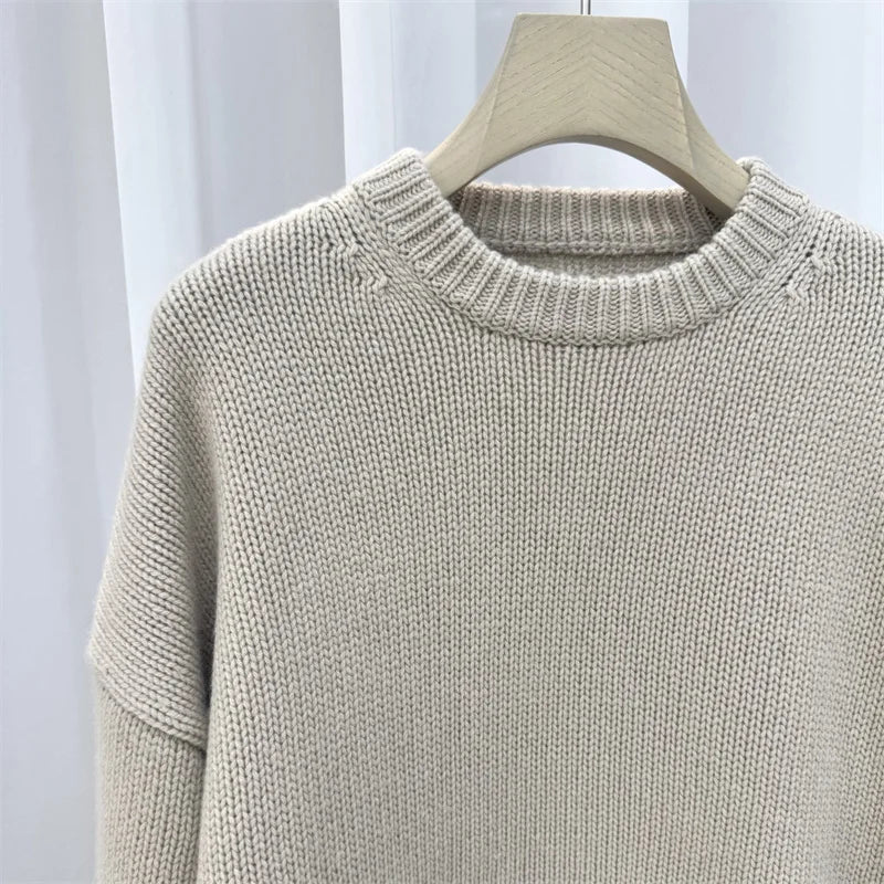 Women's Versatile Crewneck  Cashmere knitted Sweater/Ribbed Neckline/Elastic Cuff Hem/Long Sleeved Woolen Blend Pullover.
